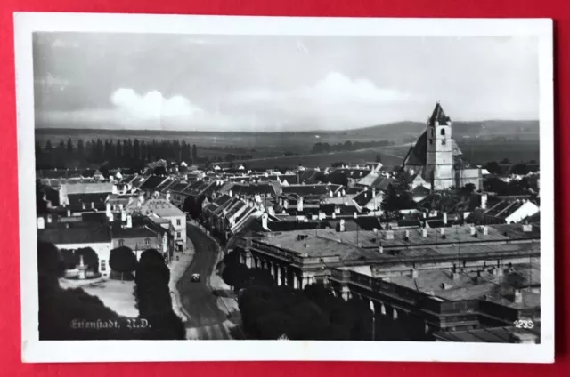 Foto AK EISENSTADT in Österreich 1941 Stadtansicht mit Kirche   ( 101266