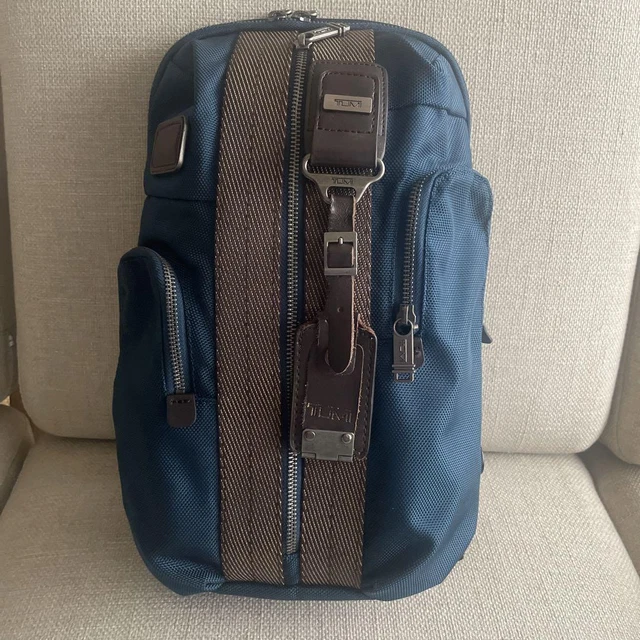 TUMI body bag ALPHA BRAVO Monterey sling navy used