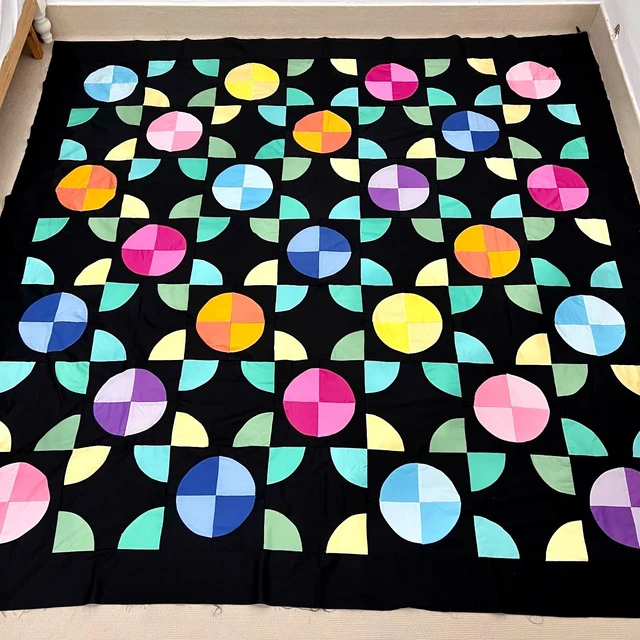 Hecho a mano moderno Drunkard's Path Path Patchwork edredón superior/topper costura/edredón artesanal