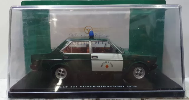 Coleccion Coches Inolvidables. Seat 131 Supermirafiori. Guardia Civil. 1/24. SAL