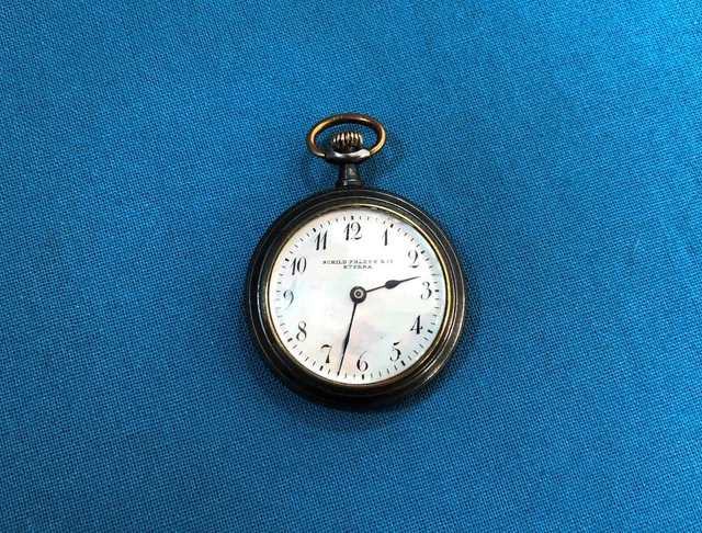 ANCIENNE VINTAGE MONTRE Gousset LIP TYPE COURANT en argent massif a