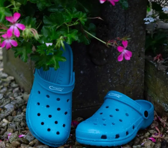 Town & Country Casual Cloggies Aqua Teal