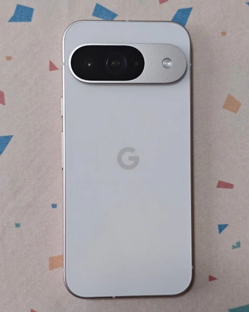 Pixel 9 ホワイト 128GB Google Pixel 9-128 GB - Unlocked Android Smartphone with Advanced