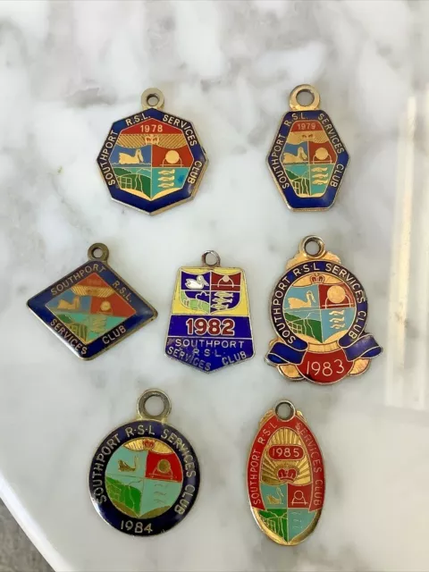 Vintage Southport RSL Services Club member badges x 7