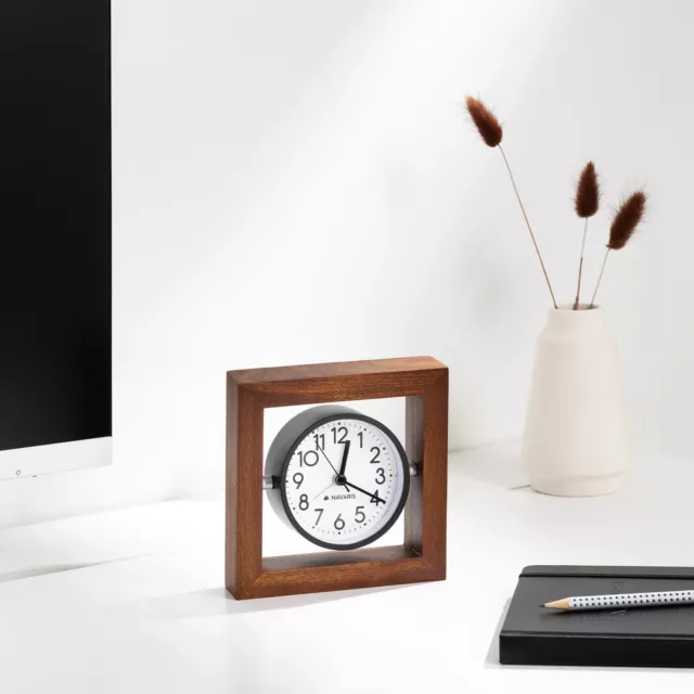 Reloj de mesa analógico reloj clásico de madera silencioso para mesilla de noche 2