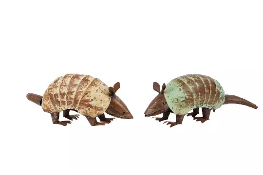 Metal Armadillo-Mexican Folk Art-5Wx16Lx6H in.-Farmhouse-Garden-Two Colors