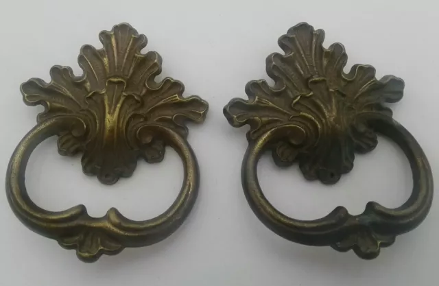 Vintage /Antique Handles Drawer Pulls Dresser Handle Furniture Hardware Lot of 2