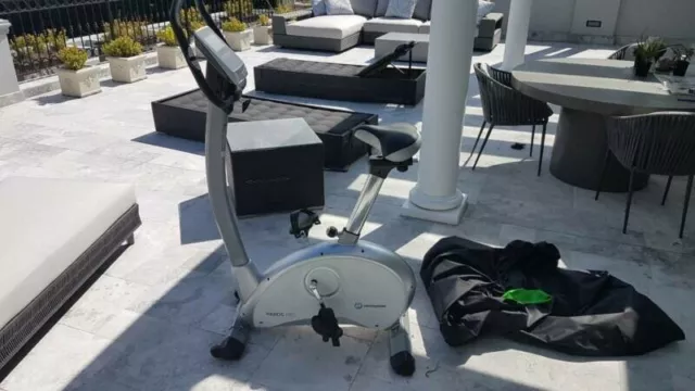 Horizon Paros Pro Programmable Upright  Exercise Bike