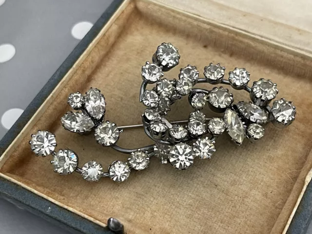 Vintage Rhinestone Brooch Sparkly Statement Pin Clear Silver Tone Spray Retro 2