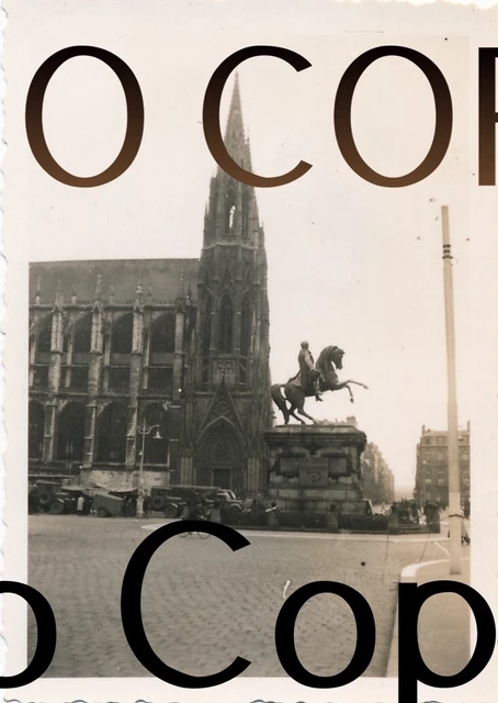 Foto Frankreich Kirche Reiterdenkmal Napoleon  Denkmal in Rouen  X8