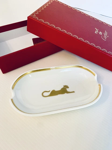Cartier ,Ashtray ,Panthere ,Limoges, Mid Size 13,5cm, In Box Cartier ,Ashtray ,Panthere ,Limoges, Mid Size 13,5cm, In Box