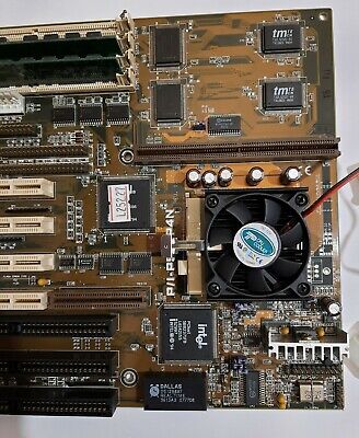 ASUS p/i-p55tp4n Socket 7 ISA + scheda madre Intel Pentium 133 + 32mb Edo-RAM 3
