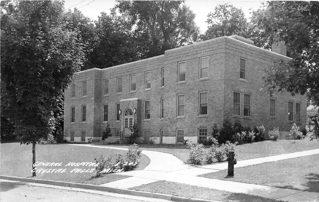 J65/ Crystal Falls Michigan RPPC Postcard c40s-50s General Hospital   31