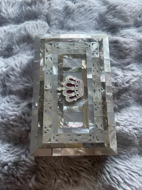 Genuine Mother of Pearl Jewelry Box 7.5” x 5” x 1.8” 3