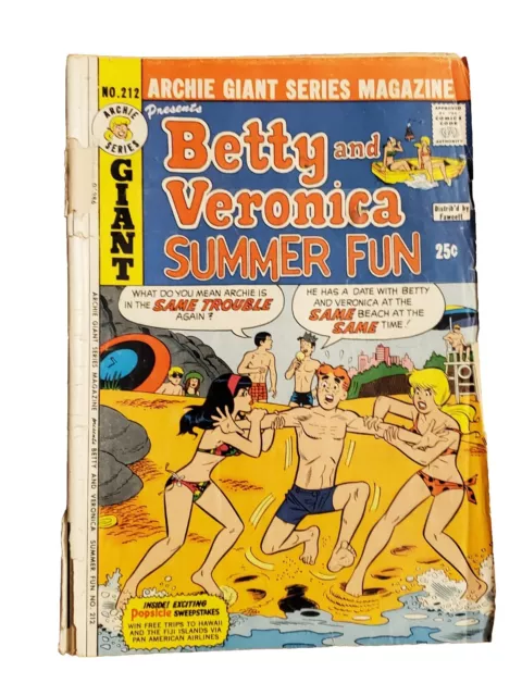 Archie Giant Series #212 (Archie Comics 1973) : Betty & Veronica Summer Fun