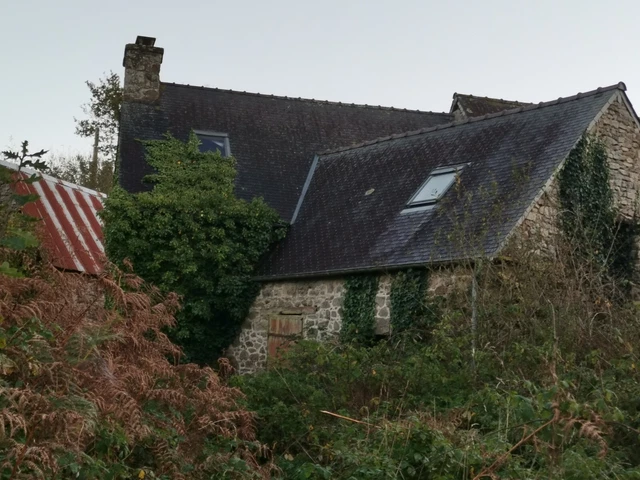 House + Garden France: Rural Brittany (Price is EUROS) House + Garden France: Rural Brittany (Price is EUROS)