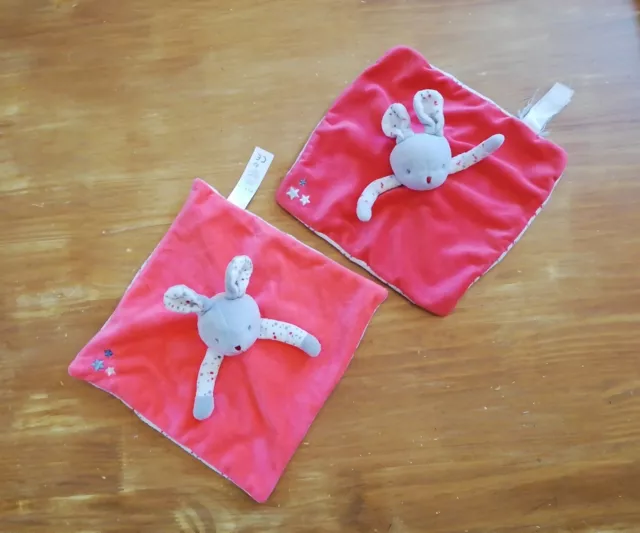 O/ Lot 2 Doudou Obaibi Okaidi OB Lapin Plat Rose Rouge Étoiles Gris Blanc