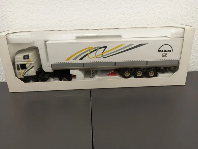 Camión Renault Premium DXi Eligor 1/43 de segunda mano por 125 EUR en Lucena en WALLAPOP