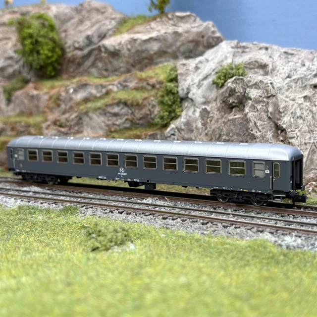 Voiture Voyageurs EW IV 1CL SBB CFF FFS - Fleischmann 890326 - Échelle N 1/160 - Ép V