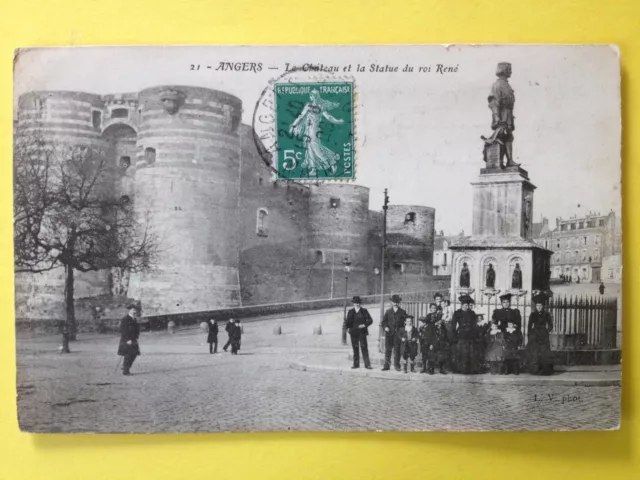 cpa ANGERS Maine et Loire Le CHATEAU et la STATUE du ROI RENÃ£ Maurice HANY