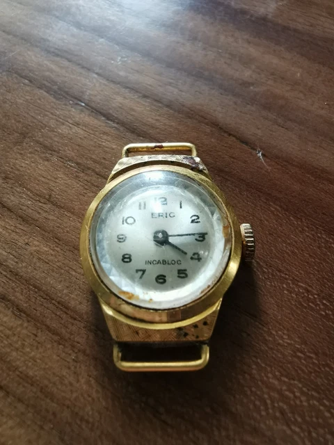 Lot De 4 Montres Vintage Années 50/60 – À Quartz – Fonctionnement à Vérifier
