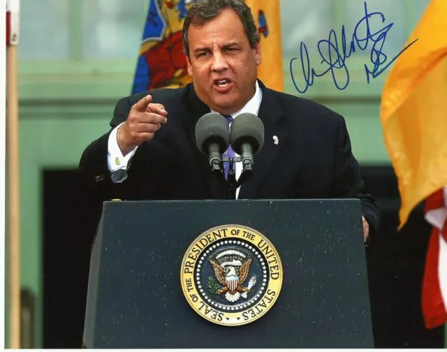 CHRIS CHRISTIE signed 8x10 photo COA 2016 PRESIDENTIAL GOP CANDIDATE PROOF