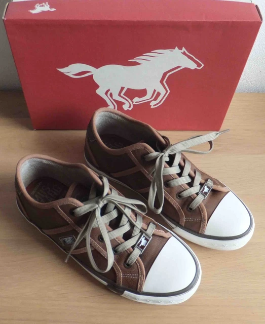 Mustang shoes pluy on sale