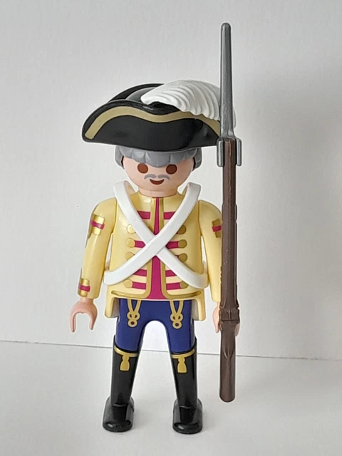 Playmobil Soldat Royal – Figurine Collection Avec Fusil, Baïonnette Et Parchemin – Dès 4 Ans