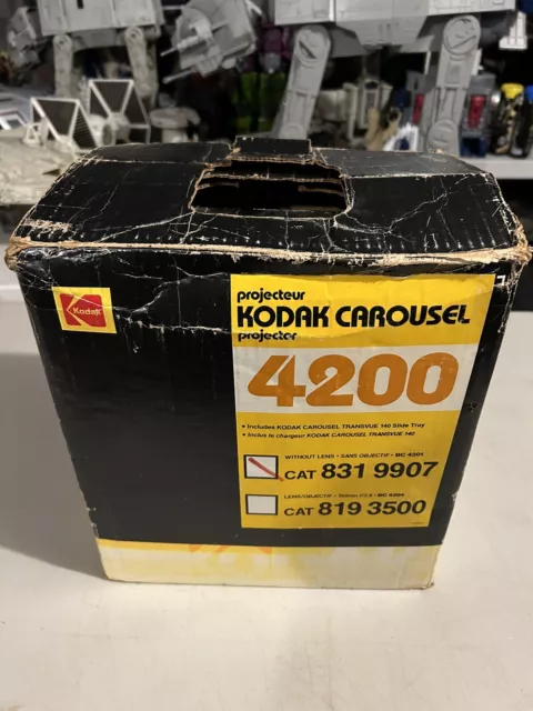 Kodak Carousel 4200 Slide Projector with Remote, Tray and Box