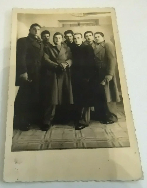 Foto ragazzi anni '30 abiti d'epoca eleganti italia