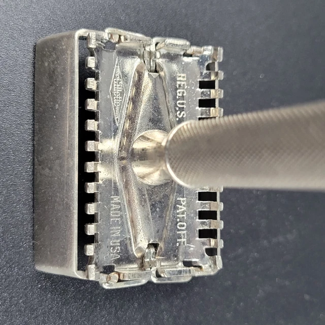 Vintage 1930's Gillette Senator TTO DE Open Comb Razor 6