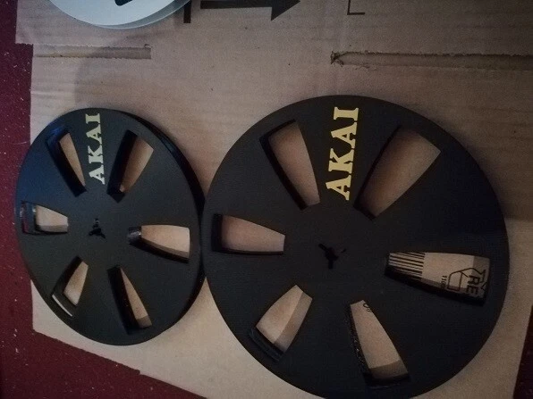 2 Stück 18cm Spulen für Akai GX77 Bandmaschine Tonband Leerspulen schwarz ###++