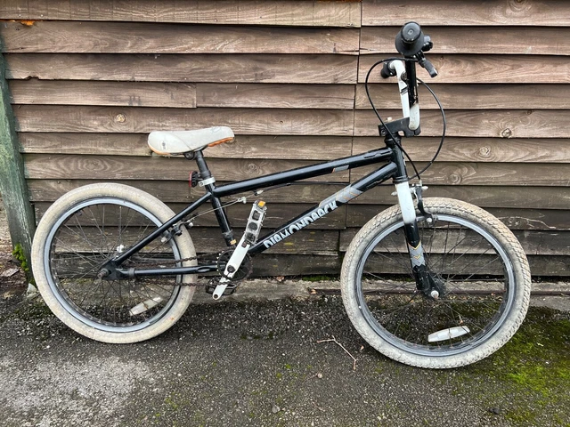 Mongoose deals diamondback bmx