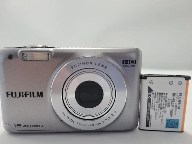[完動品] FUJIFILM FinePix J560 シルバー FUJIFILM FINEPIX J560 plata totalmente funcional EUR 136,51