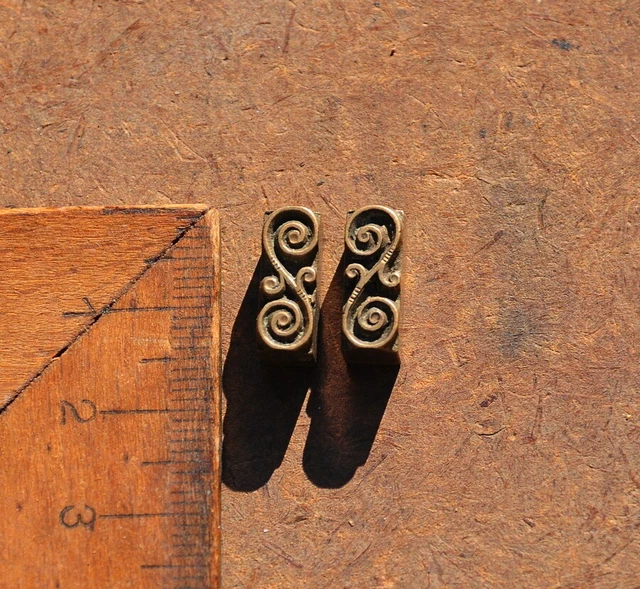 2x Messingornament Zierornament Messing Buchbinden Jugendstil Ornament Deco alt\