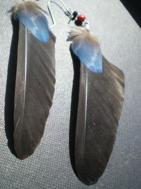 Boucles d'Oreille en Plumes d'Amazonie Tribu Xavante (Brésil) Mato Grosso !!