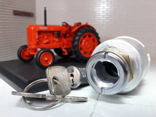 Nuffield 10/42 10/60 Tracteur Petrol Allumage Interrupteur BMK1094 Barrel& Clé