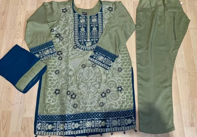 Nuovo kameez asiatico pronto all'uso indiano pakistano salwar