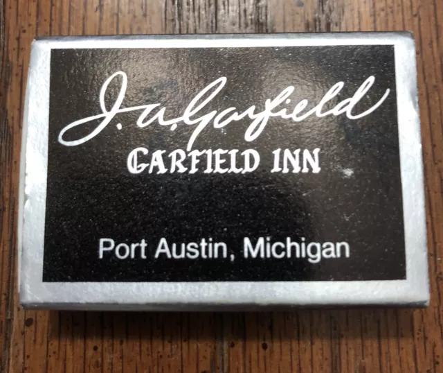 Port Austin Michigan Garfield Inn Matchbox
