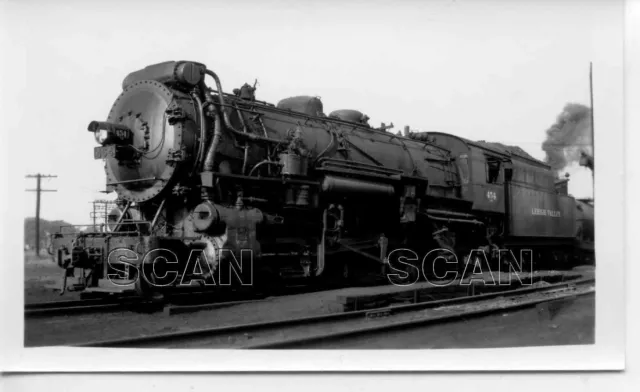 9G521 RP 1940s/50s LEHIGH VALLEY RAILROAD 2-8-2 ?  LOCO #454