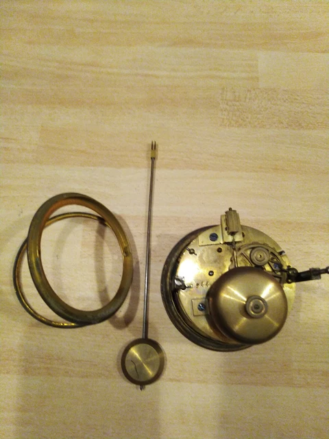 Mecanisme Horloge Ancienne Avec Balancier