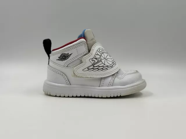 Boys jordans sales size 5.5