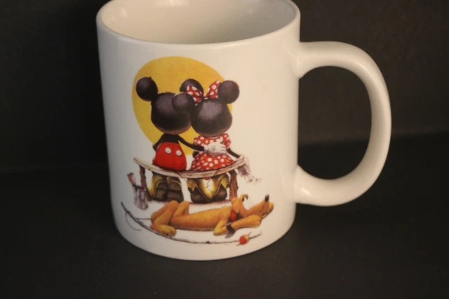 Art of Disney "Puppy Love" by Charles Boyer large ceramic mug Mickey Minnie new