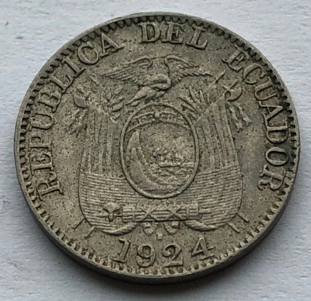 99 year old Ecuador 1924 5 Centavos Coin - Flag draped arms - Head