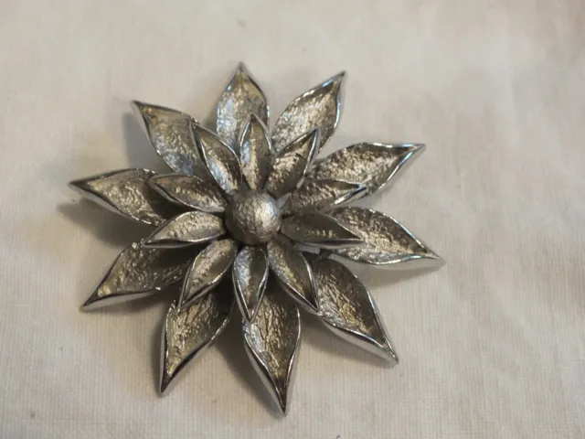 Beautiful Brooch Pin Flower Silver Tone Shiny Matte Textured Finish 2 1/4" NICE