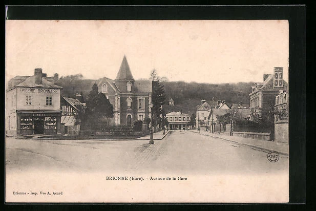 CPA Brionne, Avenue de la Gare 1905
