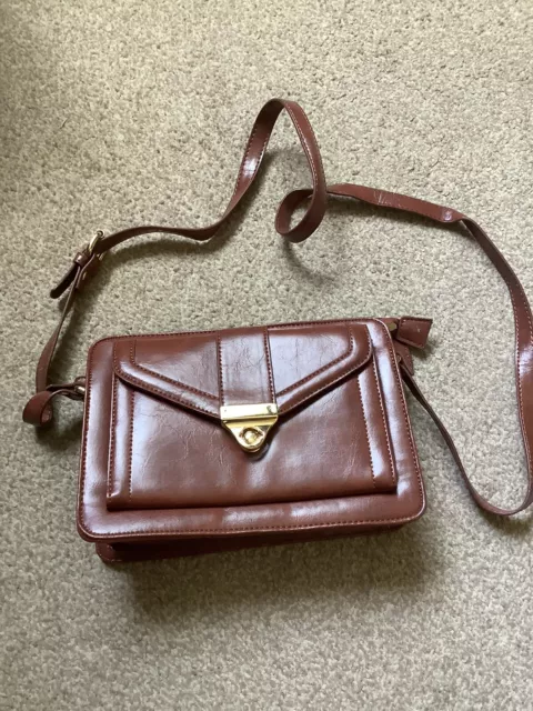 Deena and Ozzy Crossbody Bag