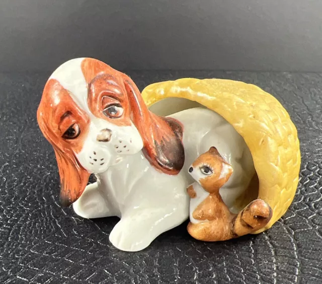 Vintage Cocker Spaniel Dog Puppy Figurine In Basket Chipmunk Porcelain 1.5” Mini