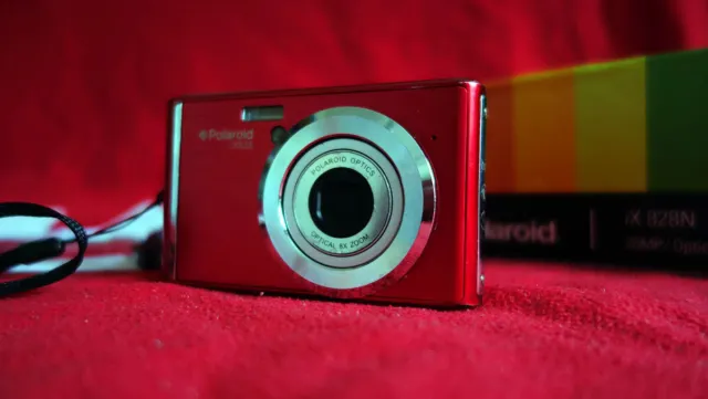 Polaroid iX828N 20MP Compact Digital Camera - Red BOXED all accessories
