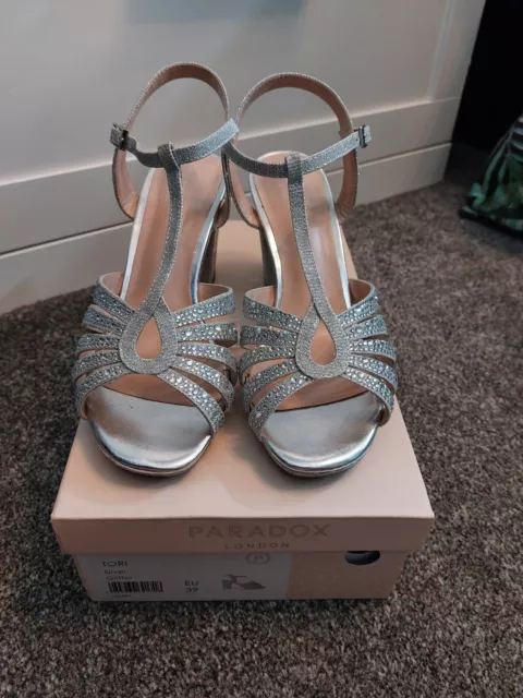 Scarpe Paradox London Silver Sparkly taglia 6